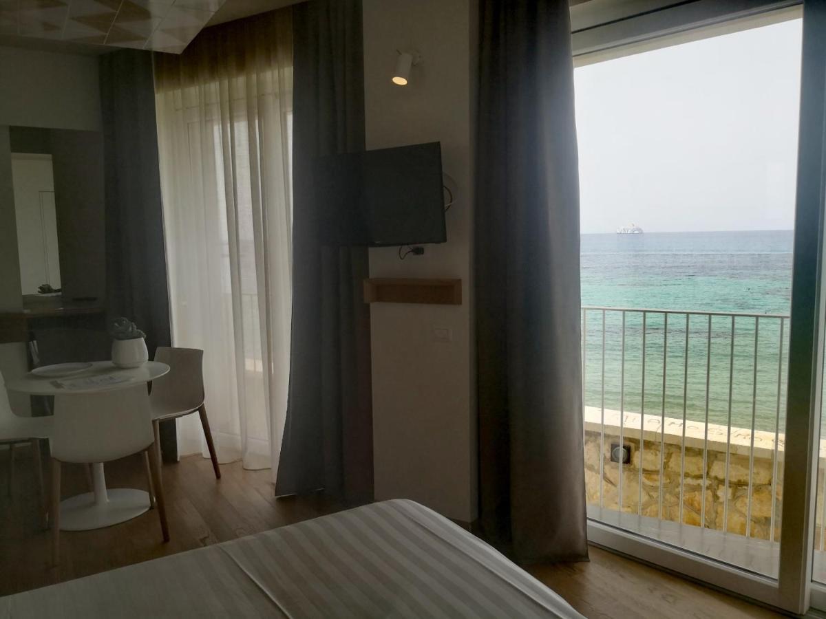 Gaura Apartments تراباني المظهر الخارجي الصورة