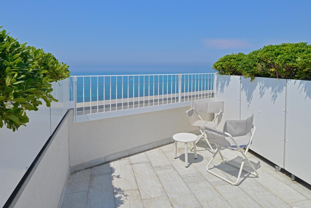 Gaura Apartments تراباني المظهر الخارجي الصورة