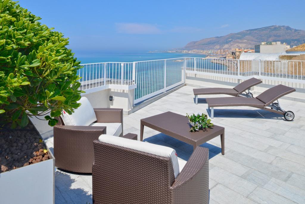 Gaura Apartments تراباني الغرفة الصورة