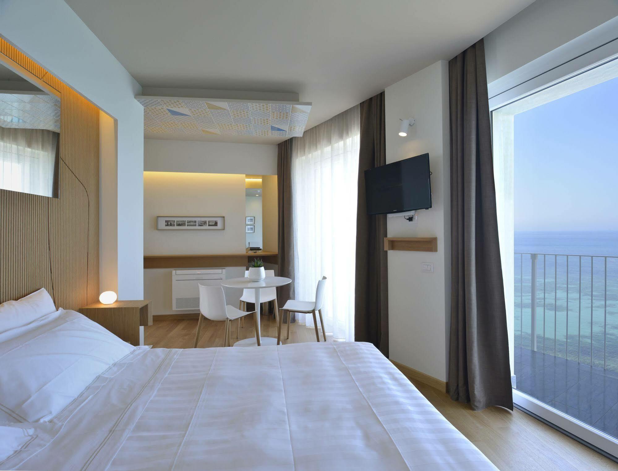 Gaura Apartments تراباني المظهر الخارجي الصورة