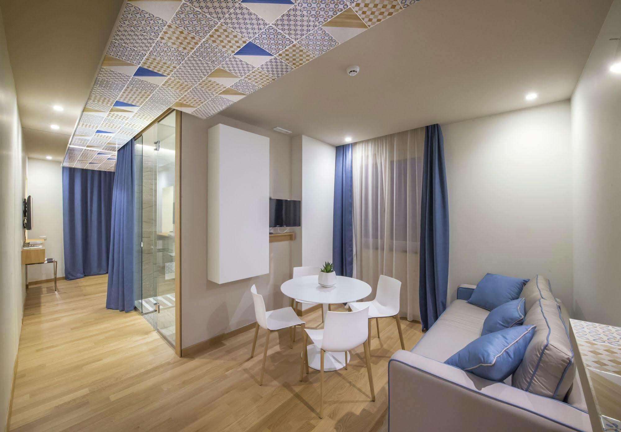 Gaura Apartments تراباني المظهر الخارجي الصورة