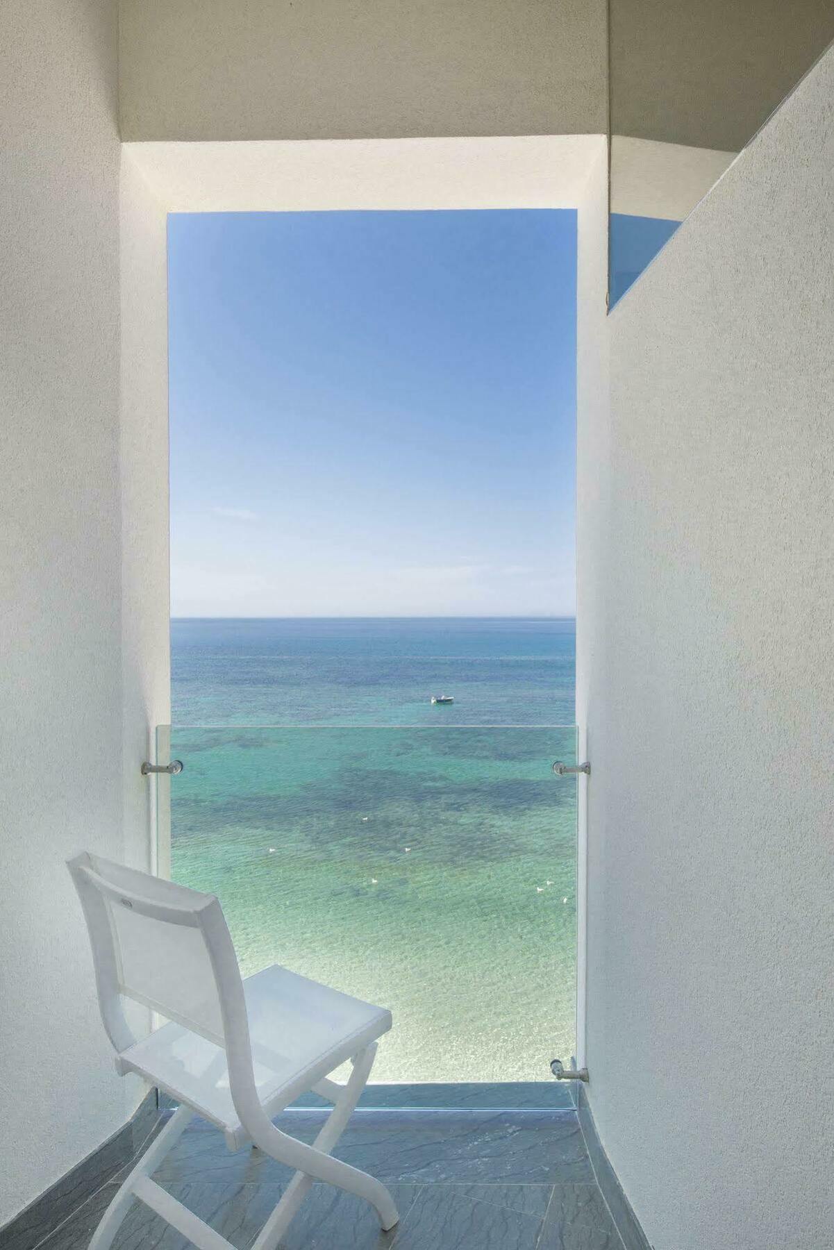 Gaura Apartments تراباني المظهر الخارجي الصورة
